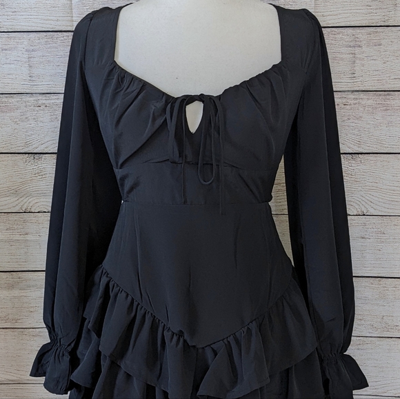 SOLD ON DEPOP - Picture 2 of 8